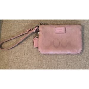 Authentic Coach Vintage 2000s Signature Jacquard Wristlet Hot Pink